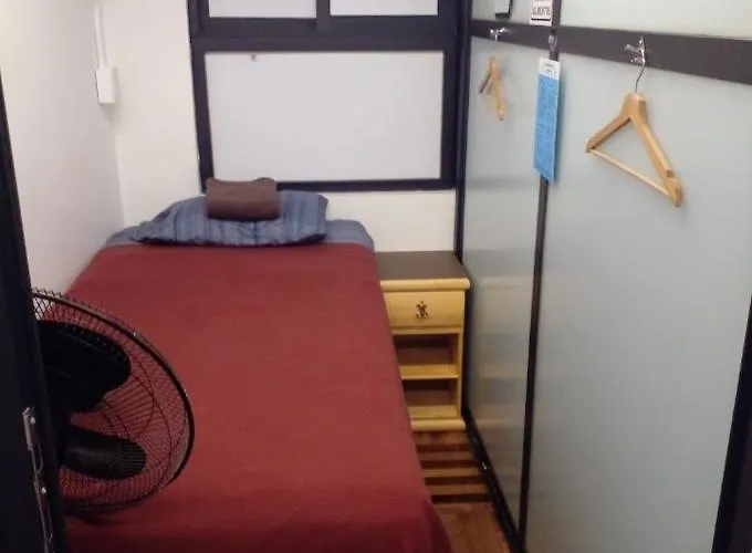 Dormitorio-capsula. Hotel México DF