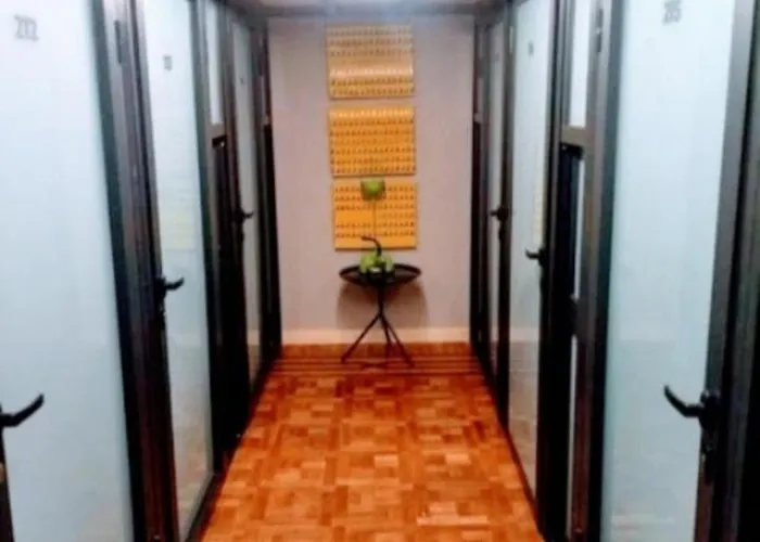 Dormitorio-capsula. Hotel *